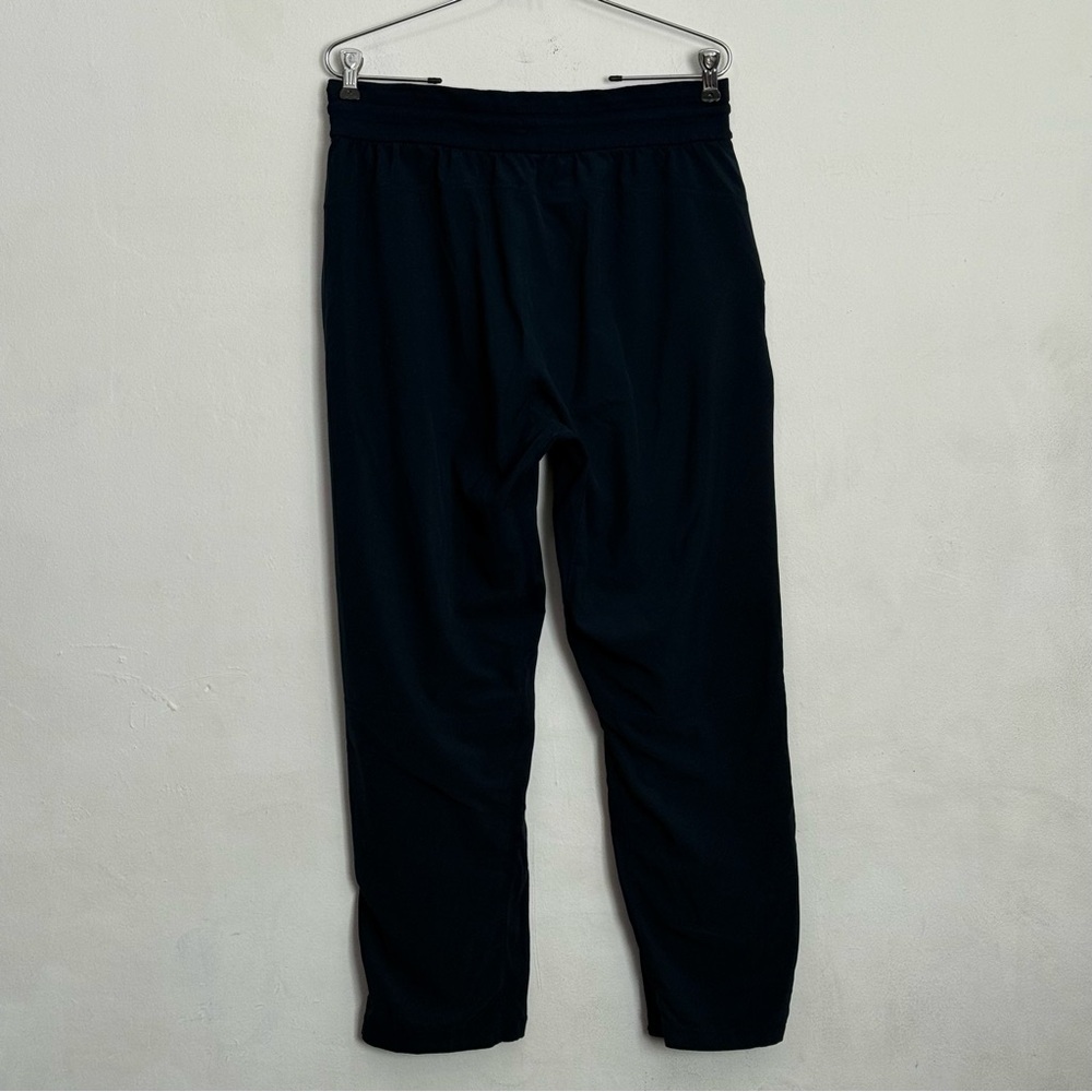Lululemon Beyond the Studio Cropped Pant Navy Blue Office Work Pants size 10 - Picture 5 of 7